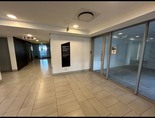 450M² OFFICE TO LET IN SANDTON CENTRAL